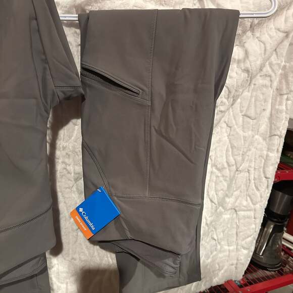 Columbia Omni-Shade Hiking Pants in City Gray Large